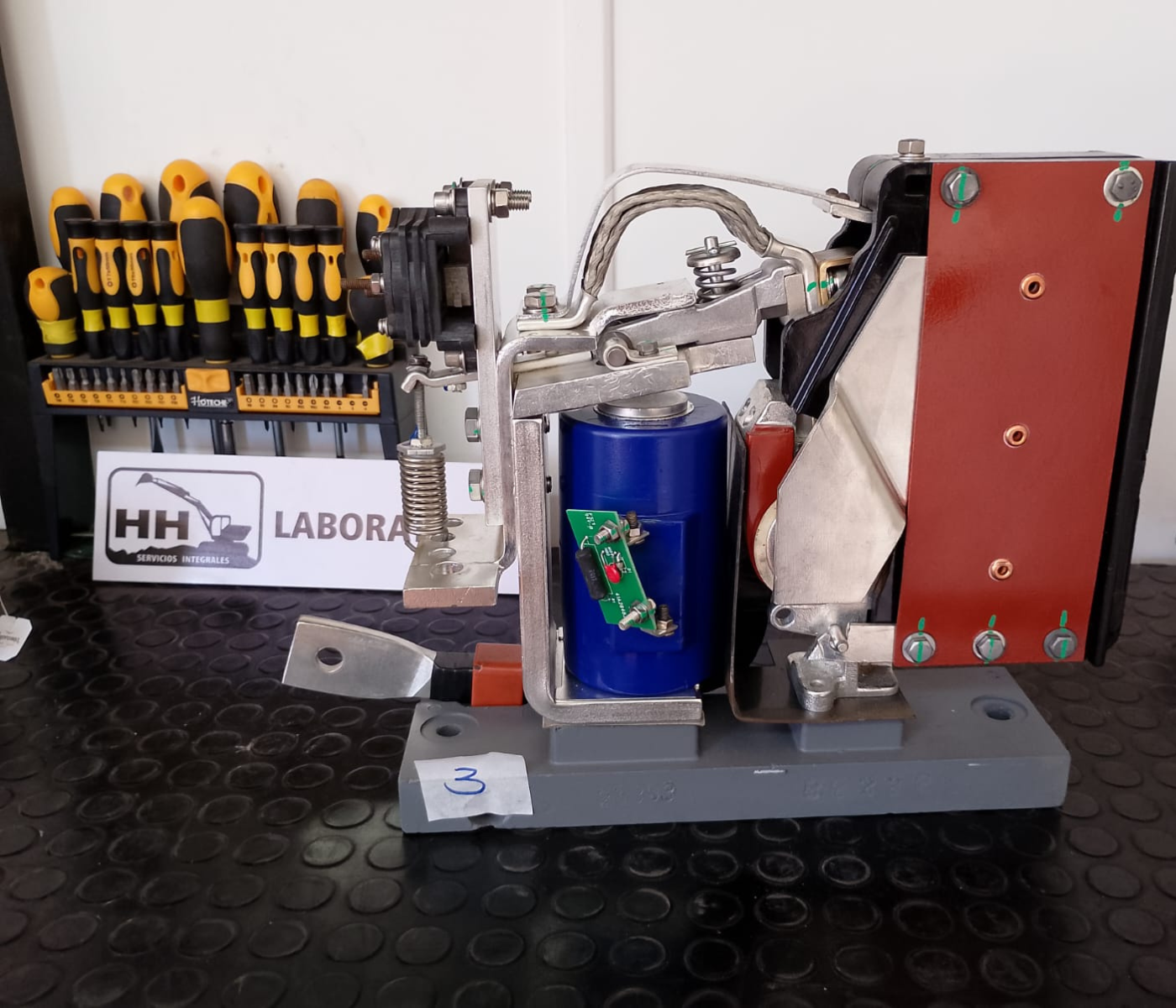 contactor reparado